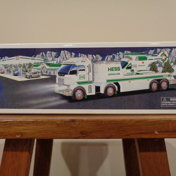 2006 HESS TOY TRUCK & HELICOPTER - Picture 1 of 4